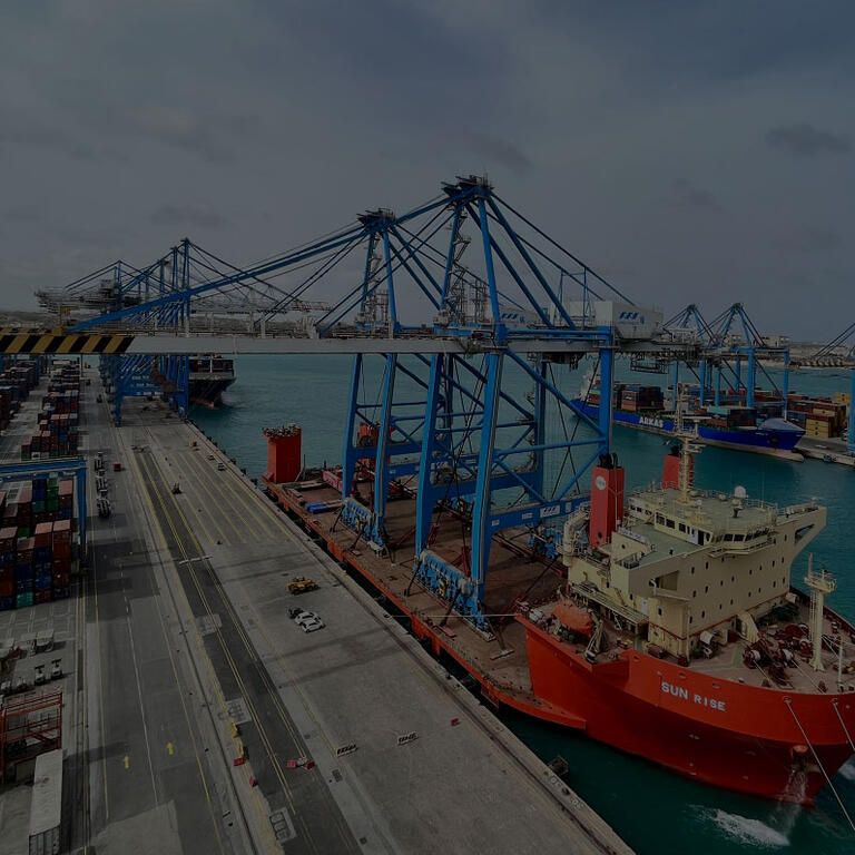 CEVA Project Logistics - relocating two ship-to-shore cranes