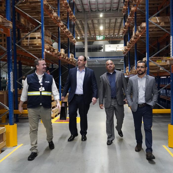 Inauguração do Centro de Distribuição de Peças da Hyundai Develon em Jundiaí, Brasil