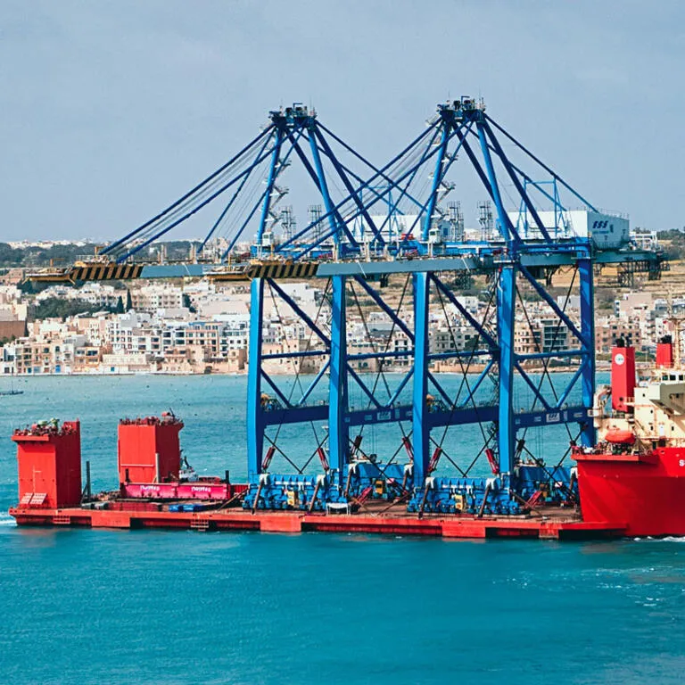 Two very heavy cranes benefit from the multimodal transport and shipping expertise of CEVA Project Logistics