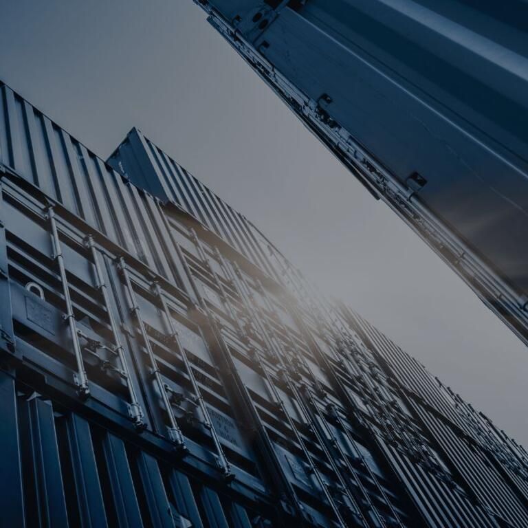 web-banner-container